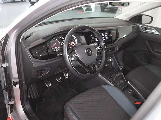 Volkswagen Polo IQ. DRIVE 1.0TSI 190,-ohne Anzahlung Navi Sitzheizung