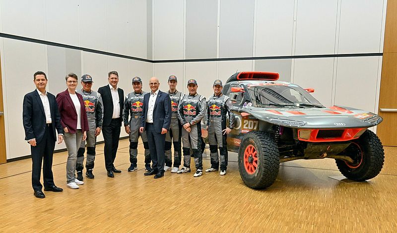 Betriebsversammlung Ingolstadt: Belegschaft feiert Rallye Dakar-Sieger